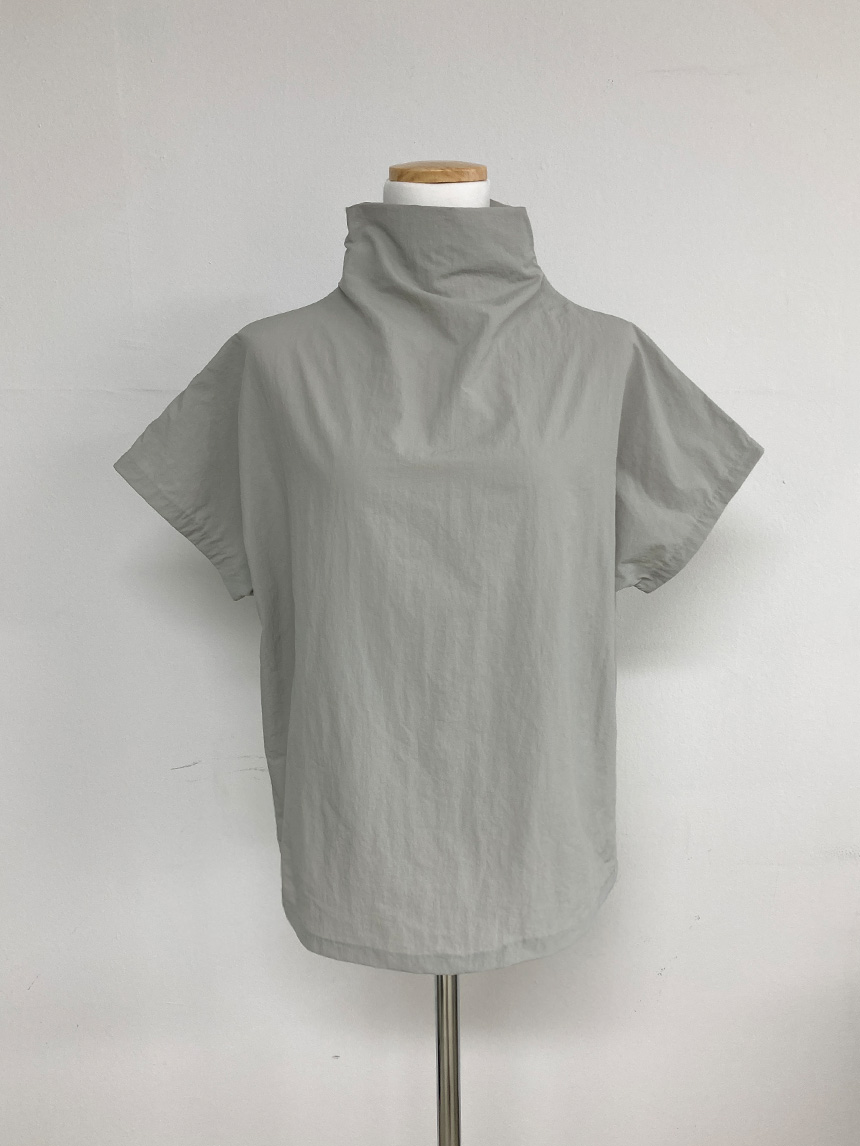 half neck nylon blouse - grey